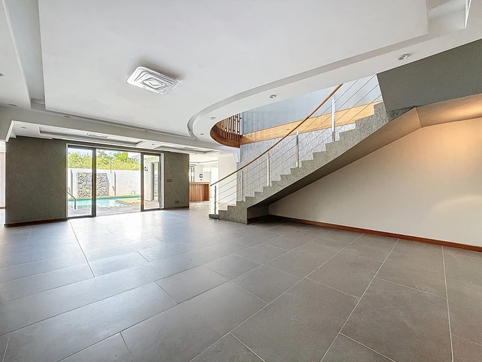For Sale – Pereybère