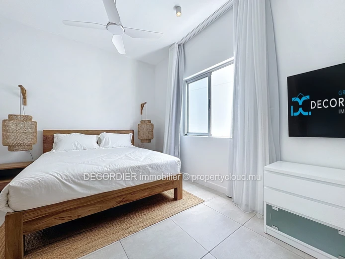 Beautiful apartment on the 1st floor facing the sea