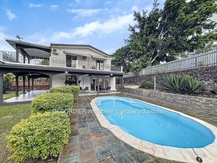 Spacious House for Rent (Sole Mandate)