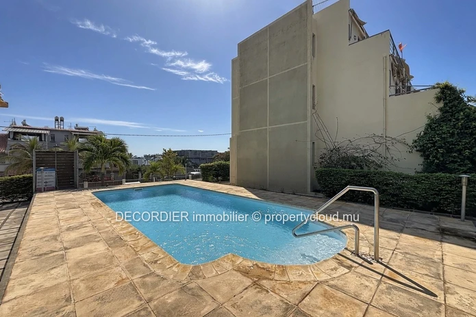 Townhouse for rent – Flic en Flac