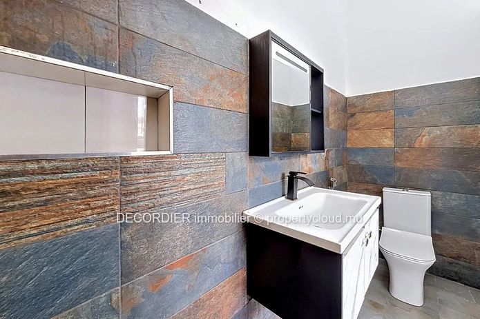 Charming Single-Storey House