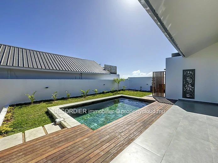 Modern single-storey villa with a private pool