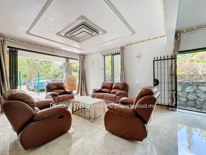 Duplex for rent in Pereybere (Sole Mandate)