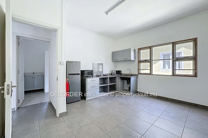 Beautiful Property for Rent – Ideal for Residential or Commercial Use