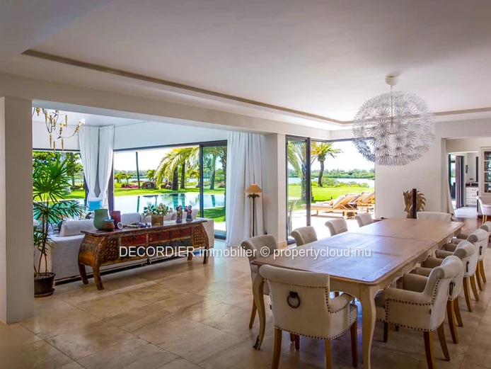 Splendide villa de plain-pied accessible aux étrangers