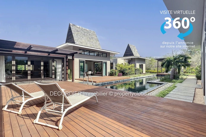 Sublime villa located in a secure residence