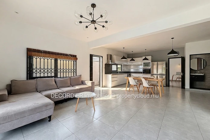 Modern 3-Bedroom Villa with Private Pool
