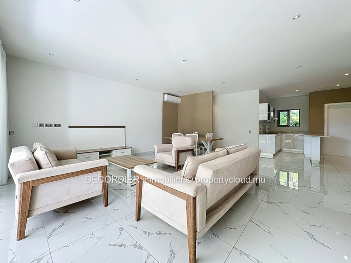 Apartment located in a secure residence accessible to foreigners