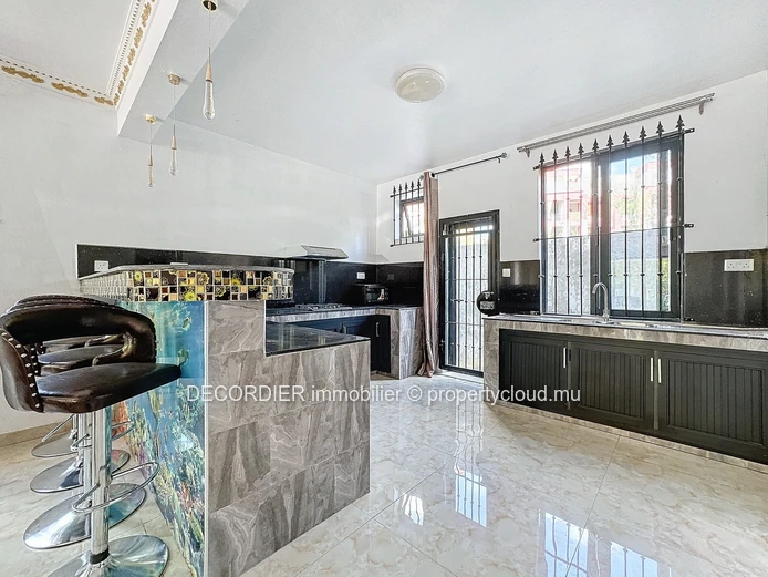 Duplex for rent in Pereybere (Sole Mandate)