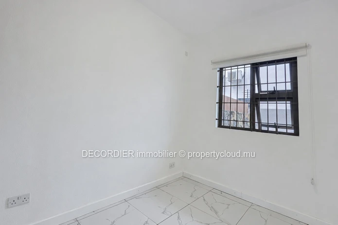 Charming Duplex for Rent in Pereybère