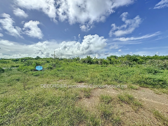 Residential land in Grand Gaube, ready to build!