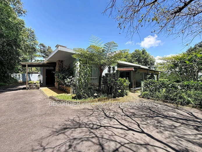 Unique property in Central Curepipe