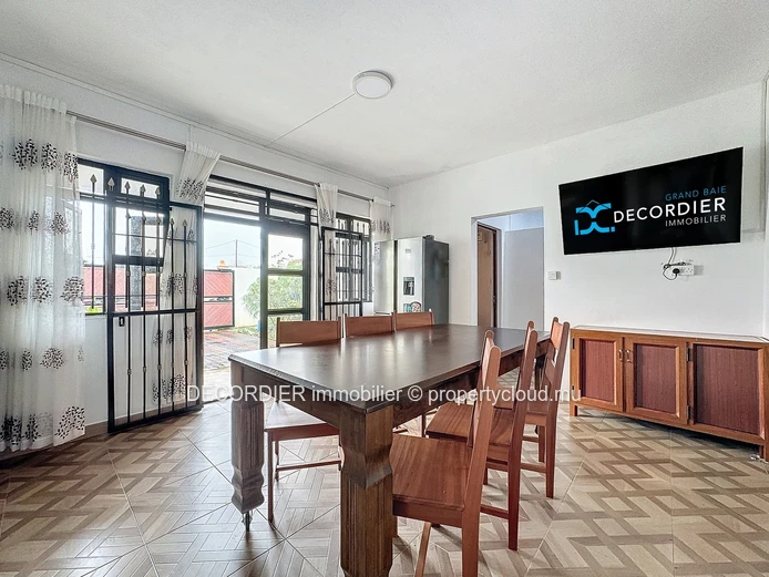 Opportunité d'investissement : Grande maison à Mont Choisy