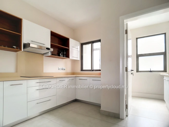Appartement situé dans une résidence sécurisée accessible aux étrangers