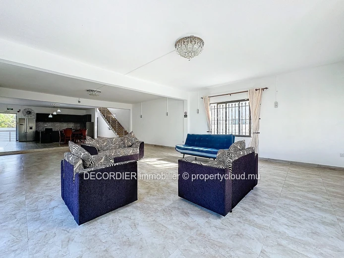 Maison individuelle avec coin barbecue (Mandat exclusif)