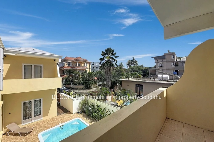 Duplex house for rent – Trou aux Biches