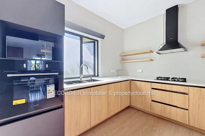 Beautiful House for Rent in Calodyne