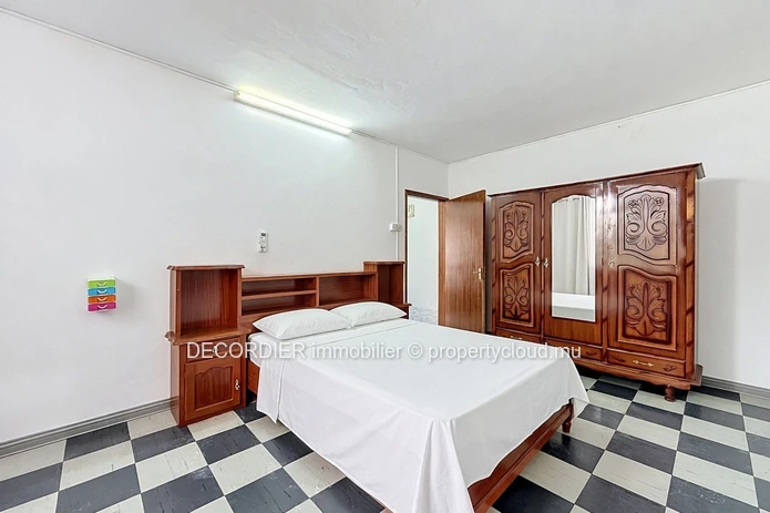 House for sale  -  Port Louis