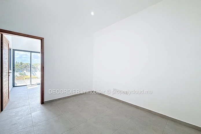 Maison moderne à vendre