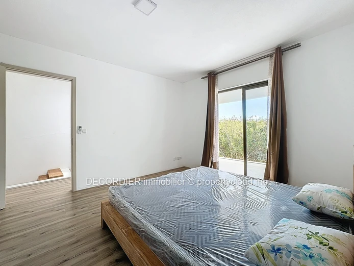 Duplex neuf et cosy niché à 10 minutes à pied de la plage
