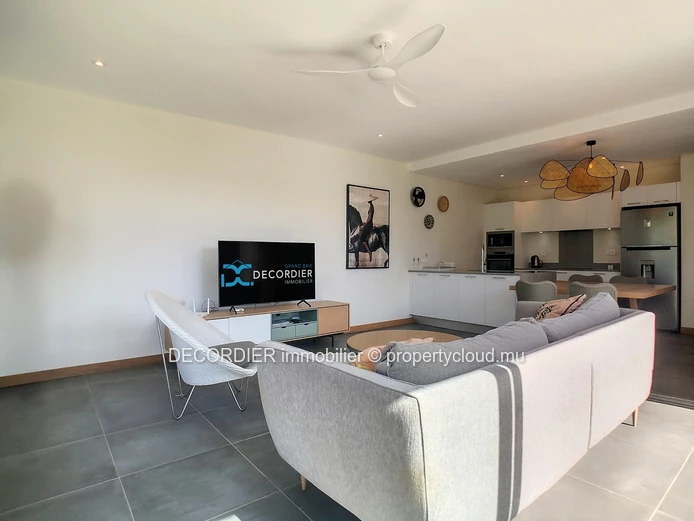 Villa contemporaine située dans une résidence sécurisée - Accessible aux étrangers (Mandat exclusif)