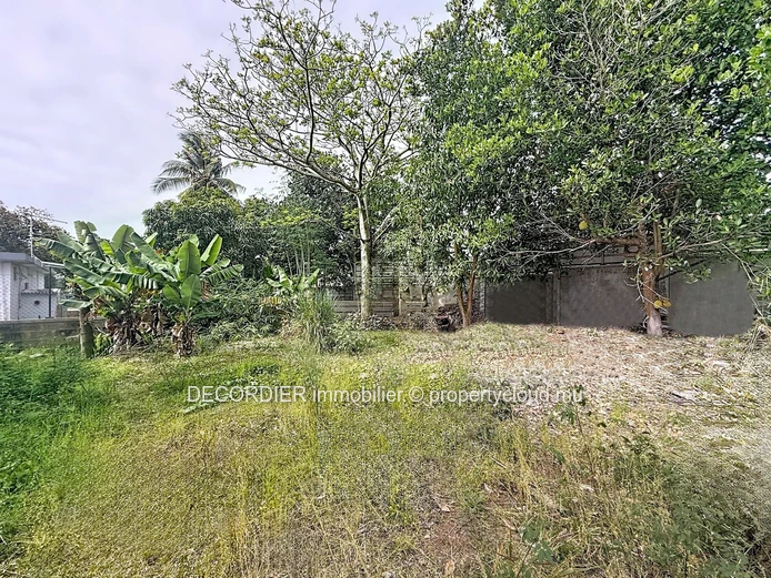 For sale – Residential land in Plaine des Papayes (Sole Mandate)