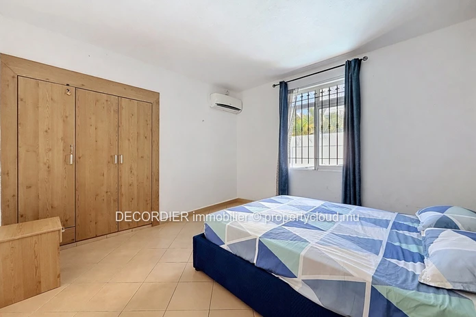 House for Rent with Private Pool – Bain Bœuf