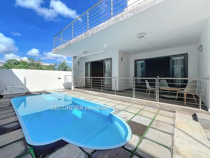 1st floor apartment with spacious terrace