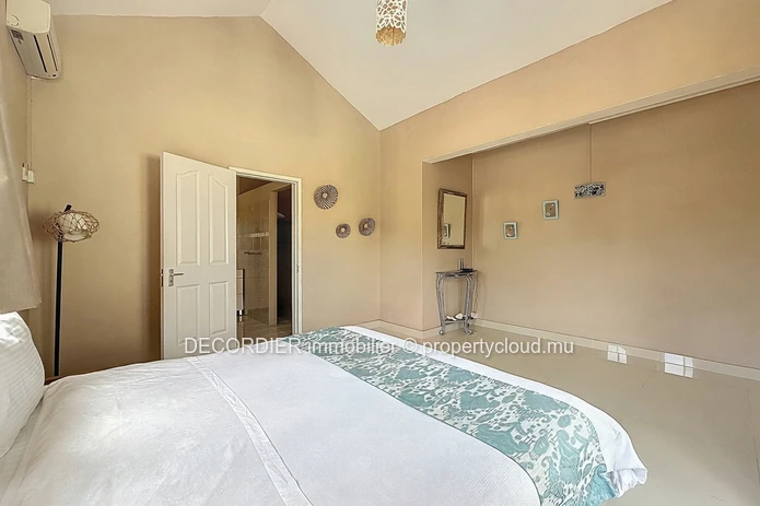 Duplex house for rent – Trou aux Biches