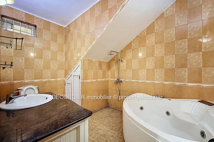 House for sale - Mont Choisy