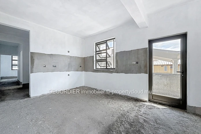 Apartment under construction in Mont Choisy (Sole Mandate)