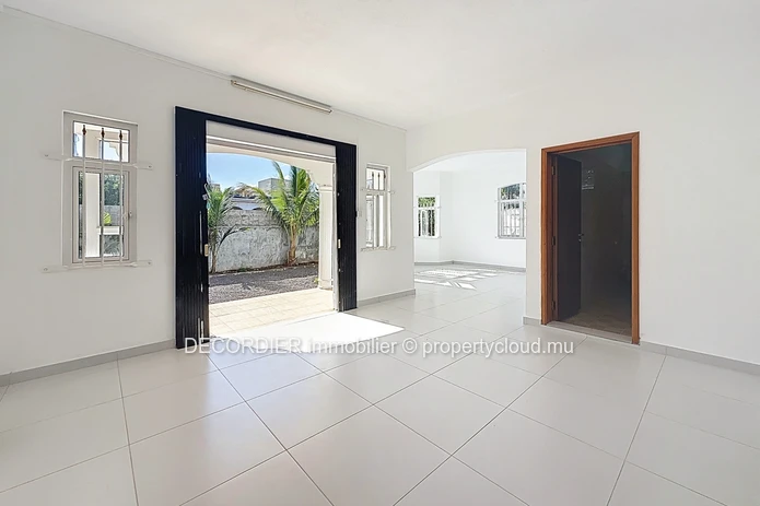 Charmante maison à vendre à Pereybère