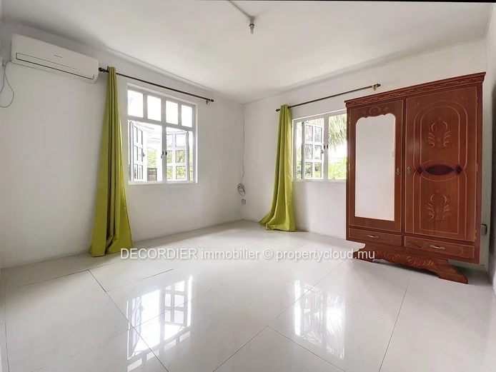 Grande maison composée de 4 appartements (Mandat exclusif)