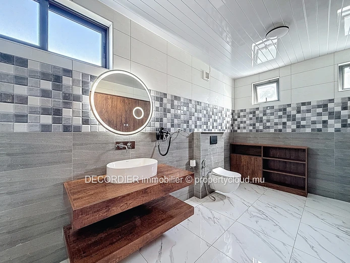 Modern Villa for Rent – Chemin Vingt Pieds, Grand Baie