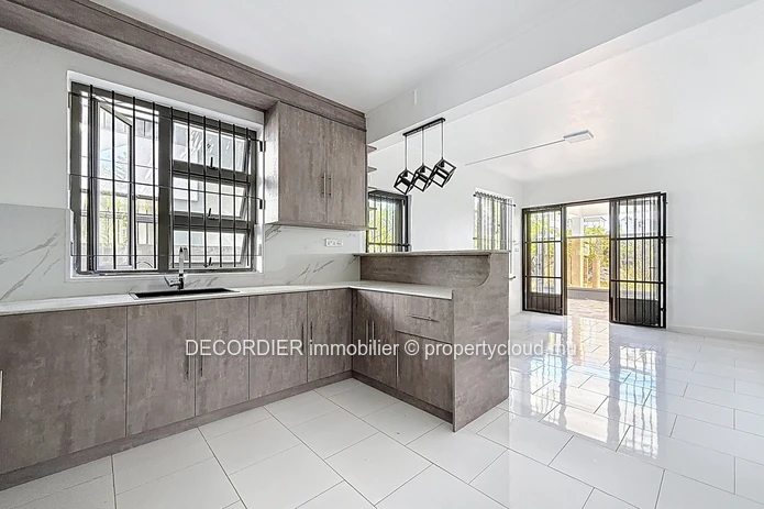 Apartment under construction in Mont Choisy (Sole Mandate)