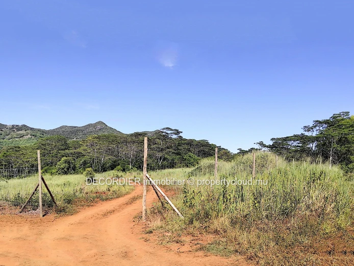 Terrain agricole de 464.62 arpents en vente de Quartier de la savanne à Chamarel