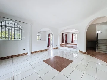 Maison de 4 Chambres