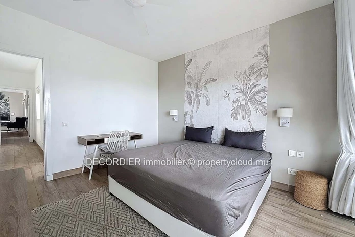 Penthouse with Lagoon & Coin de Mire Views