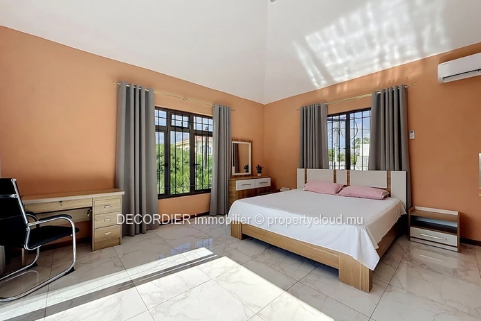 Cozy Villa with Private Pool - Mont Choisy