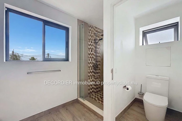 Penthouse with Lagoon & Coin de Mire Views