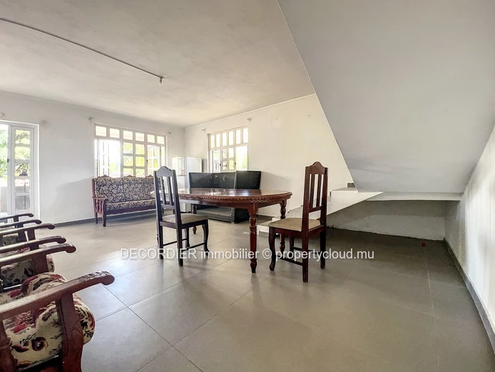Grande maison composée de 4 appartements (Mandat exclusif)