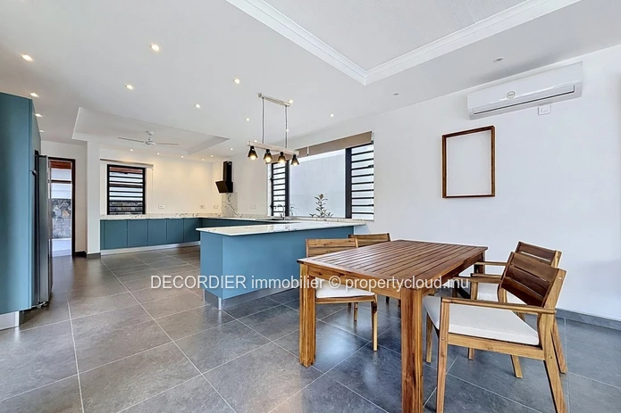 Superbe villa à vendre à Trou aux Biches