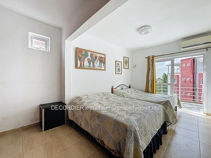 Penthouse for rent in a secure residence