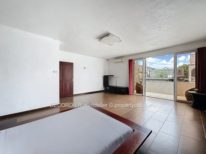 Furnished Contemporary House – Stanley Rose Hill