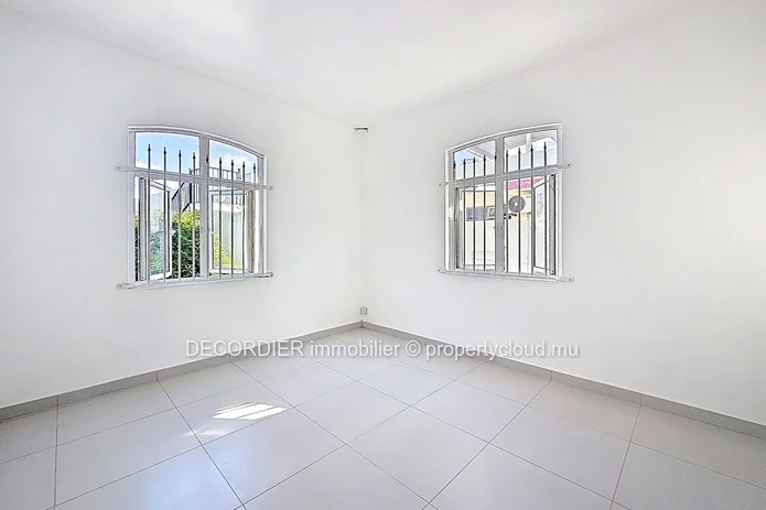 Charmante maison à vendre à Pereybère
