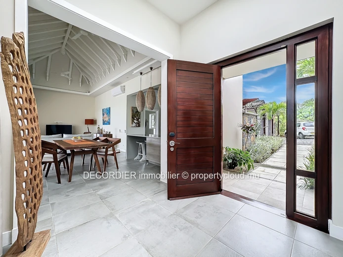 Magnifique villa située à Villa Valriche - accessible aux étrangers