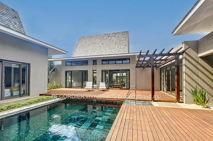 Villa contemporaine située dans une résidence sécurisée, accessible aux étrangers