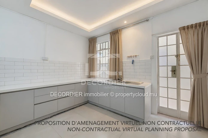 House for sale  -  Port Louis